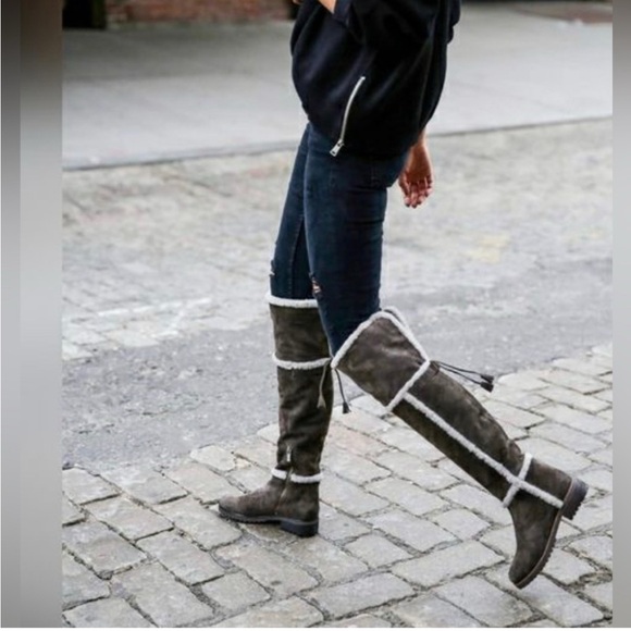 Frye Shoes - Frye Women's Tamara 7.5 Gray Genuine Shearling Suede Over The Knee Snow Boots